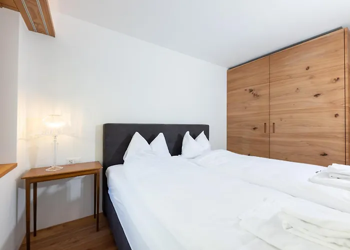 New! Exclusive 3min To Chantarella Bahn Appartement